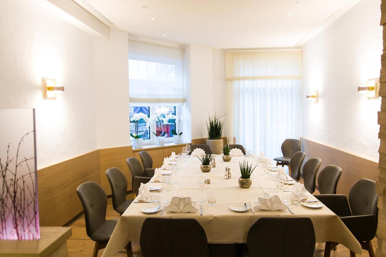 & Restaurant Goldener Pflug Ludwigsburg